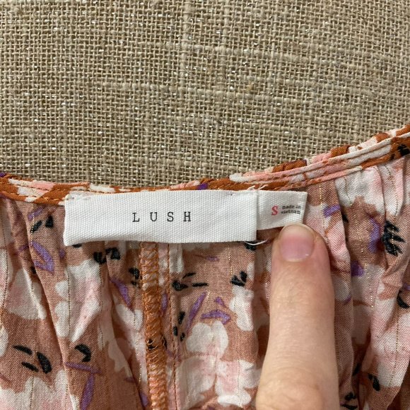 Small Lush Floral Maxi Dress - Picture 6 of 7